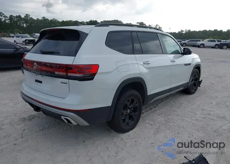 2024 Volkswagen Atlas 2.0T Peak Edition Sel z USA, uszkodzony, nr VIN 1V2GR2CA8RC564994